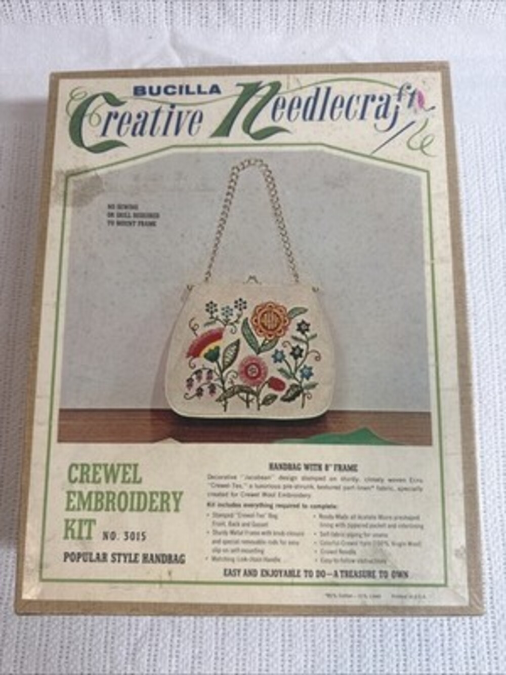 Bucilla Creative Needlecraft Crewel Embroidery Kit No. 3015 Handbag 8” Frame